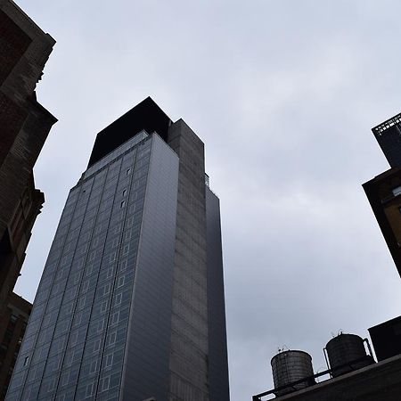 Wingate By Wyndham Manhattan Midtown นิวยอร์ก ภายนอก รูปภาพ