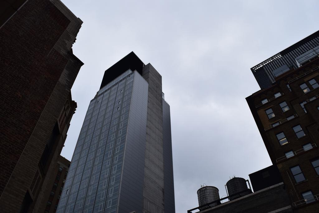 Wingate By Wyndham Manhattan Midtown นิวยอร์ก ภายนอก รูปภาพ